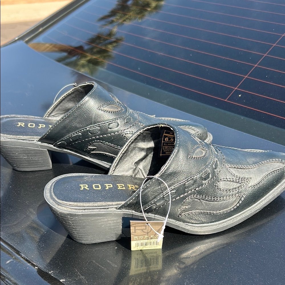 Roper Women's Black Mules